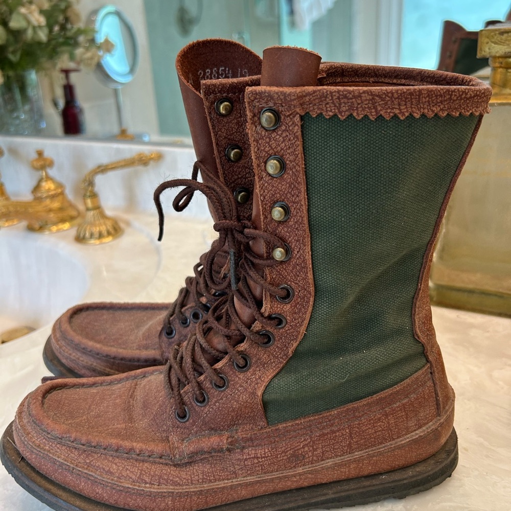 Russell Moccasin Co. Premium Build Custom Boots, Leather + Canvas Boots, Sz 7 - Picture 3 of 12